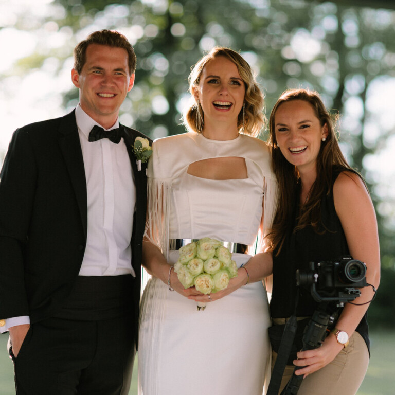 Salome Sommer with a couple on their wedding day